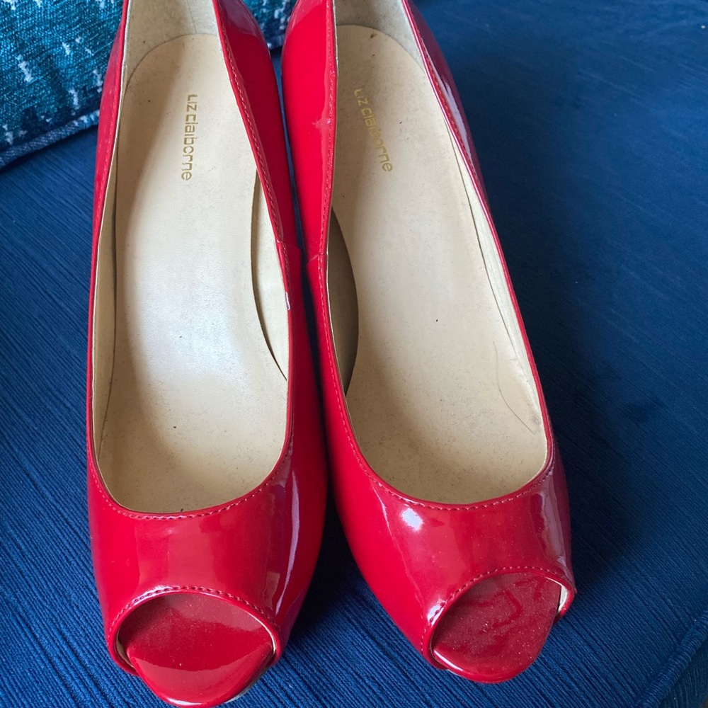 Liz Claiborne. Almost new: worn once